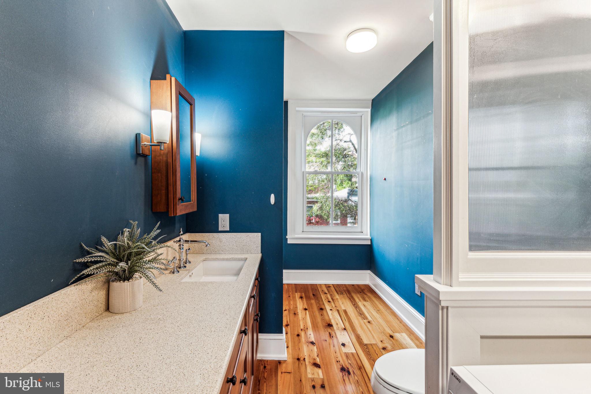 ART MUSEUM AREA - Residential