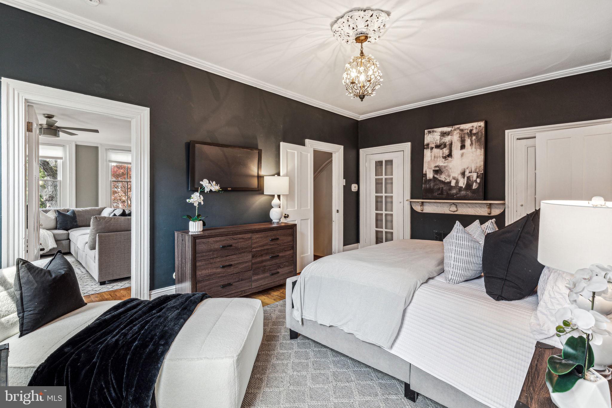 ART MUSEUM AREA - Residential