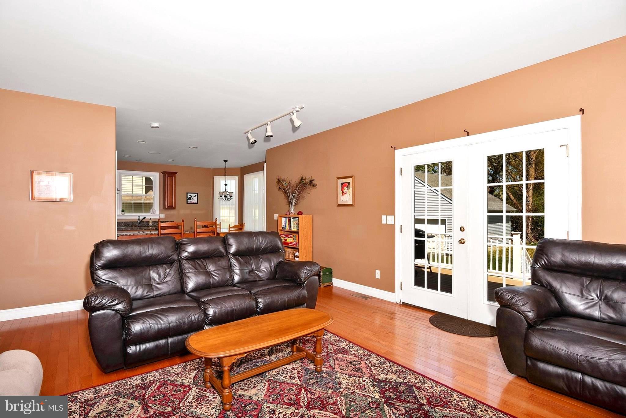 VILLAGE AT KENNEDYVILLE - Residential