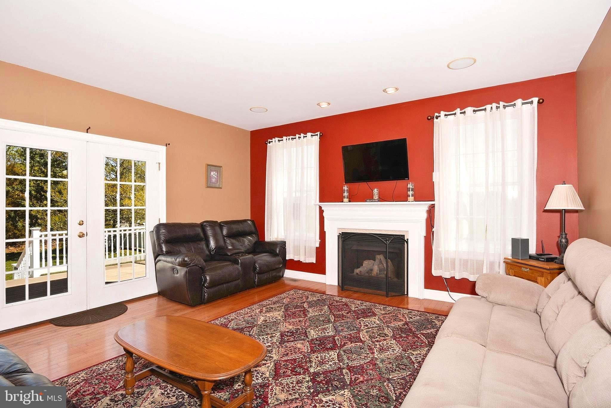 VILLAGE AT KENNEDYVILLE - Residential