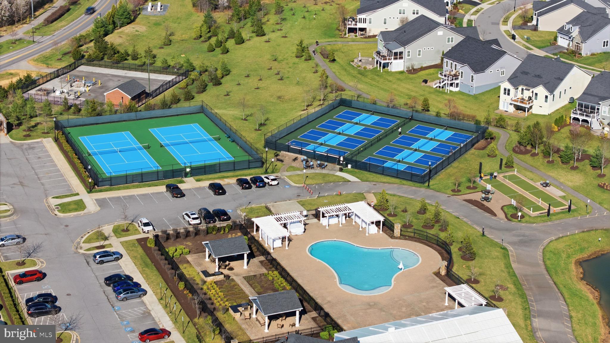 TWO RIVERS - Residential