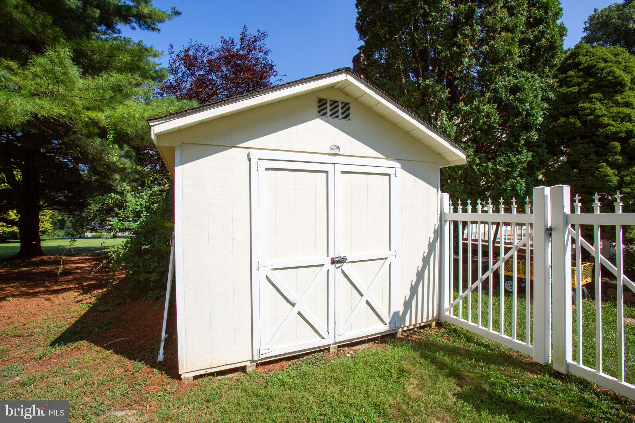 NEW BRINTON LAKE C - Residential