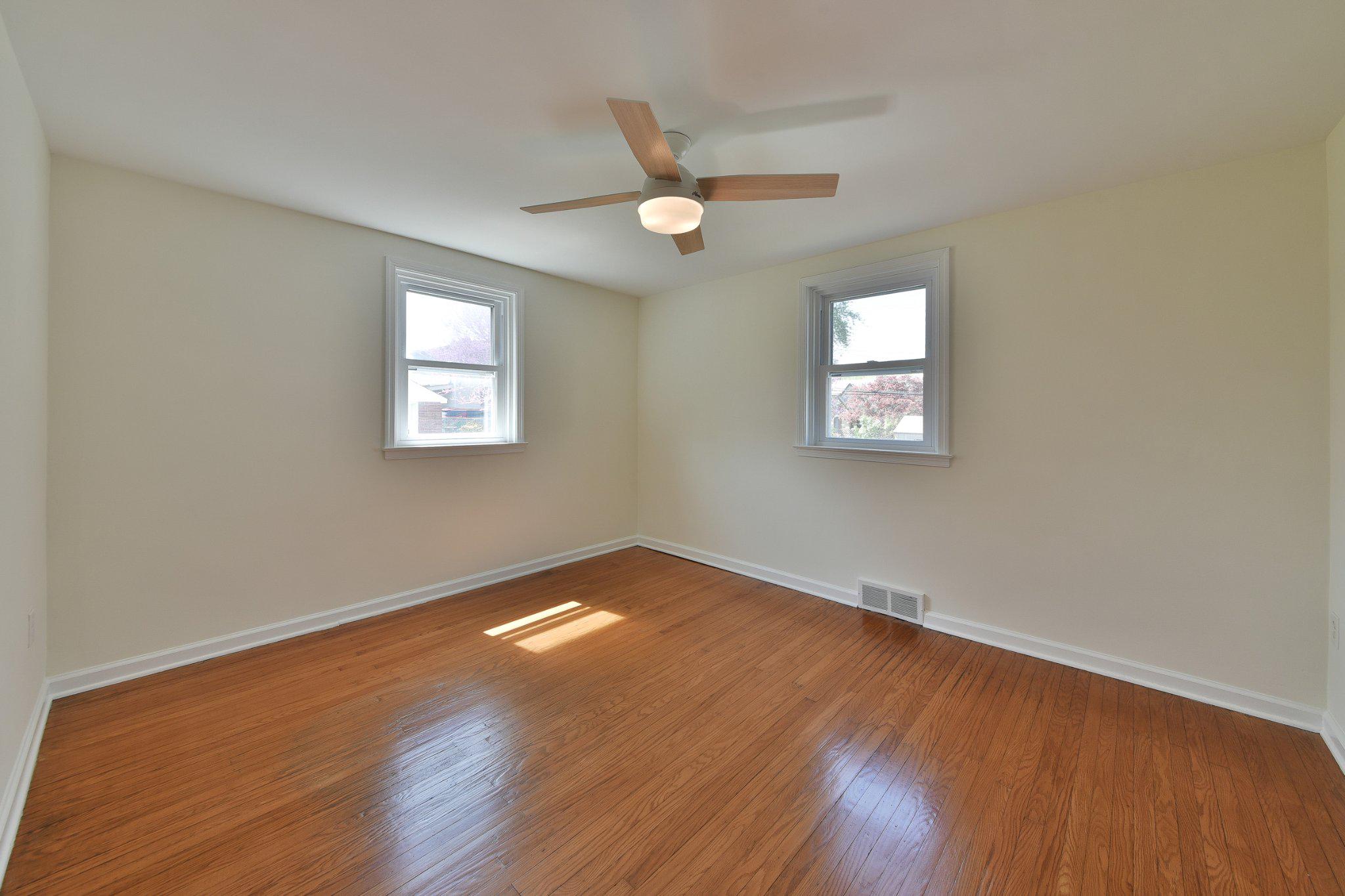 JENKINTOWN - Residential