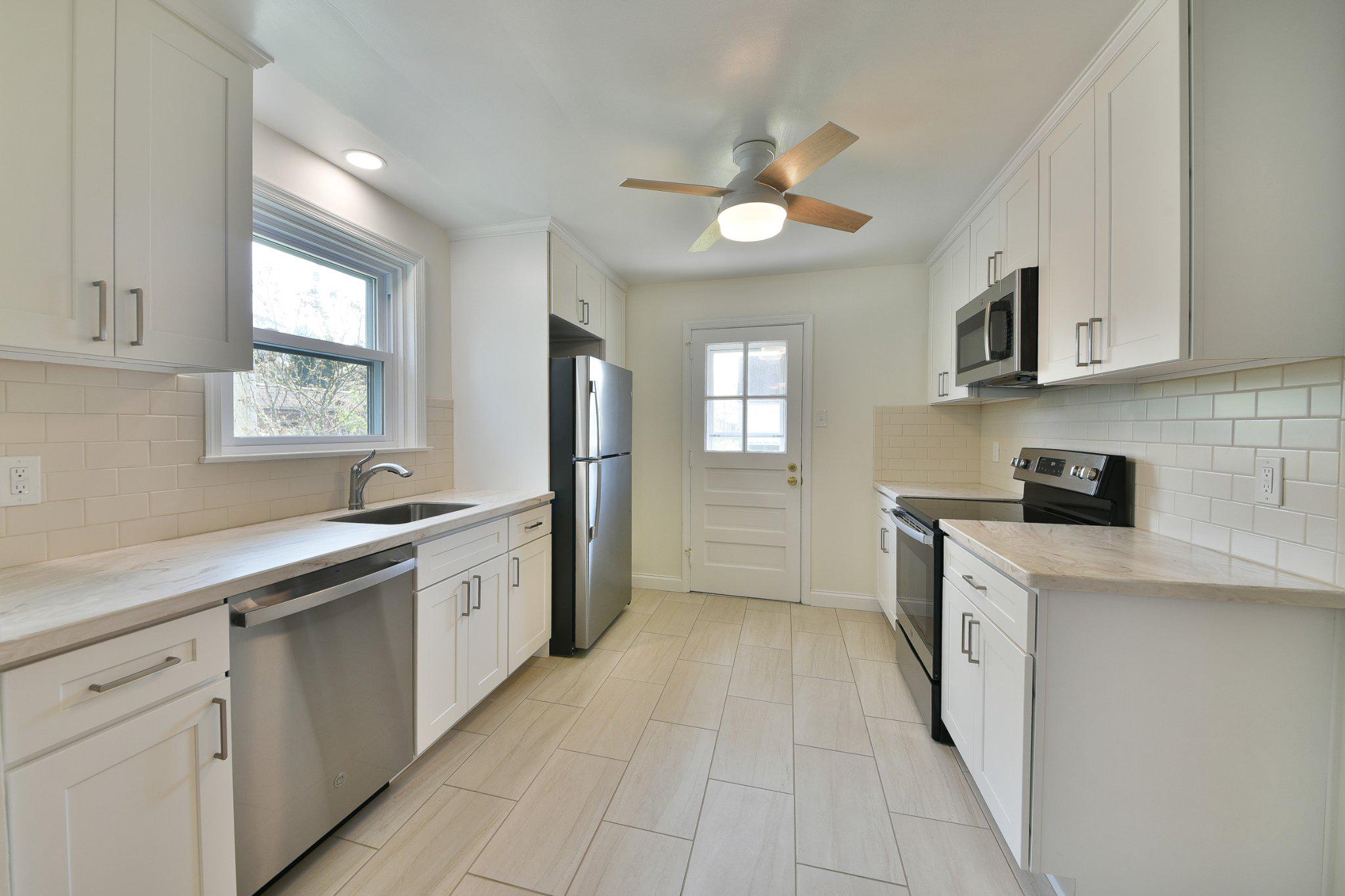 JENKINTOWN - Residential