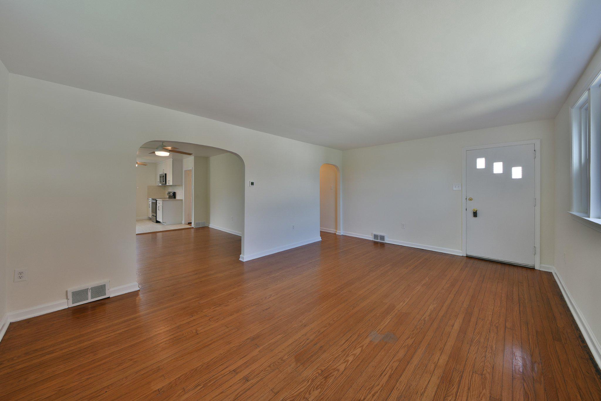 JENKINTOWN - Residential