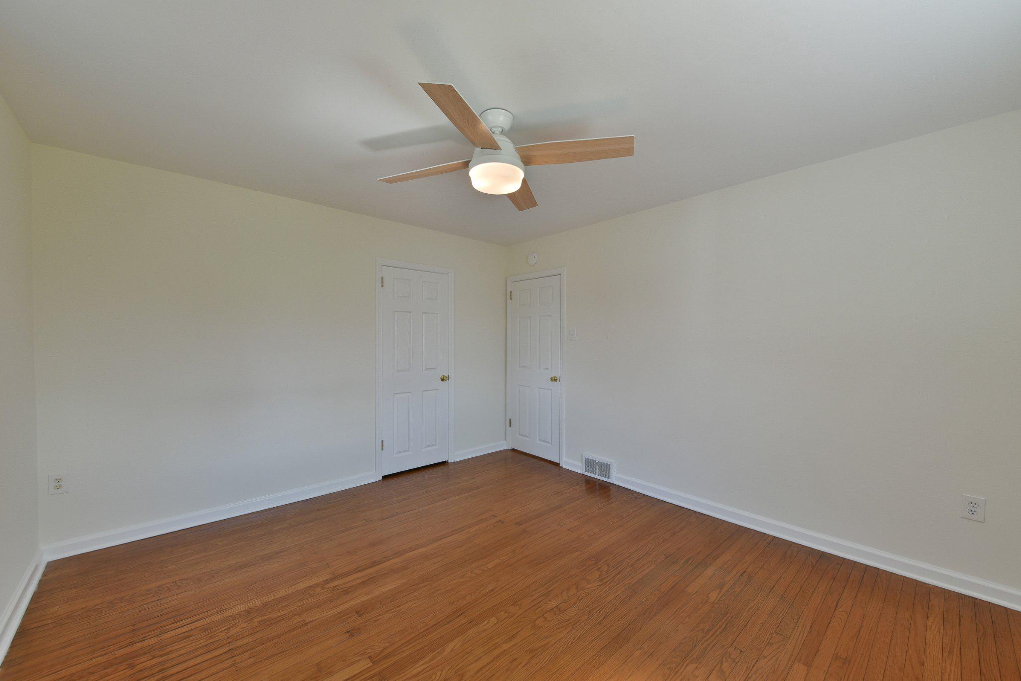 JENKINTOWN - Residential