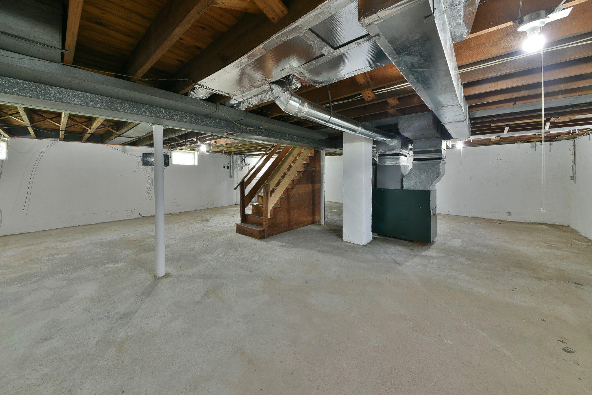 JENKINTOWN - Residential