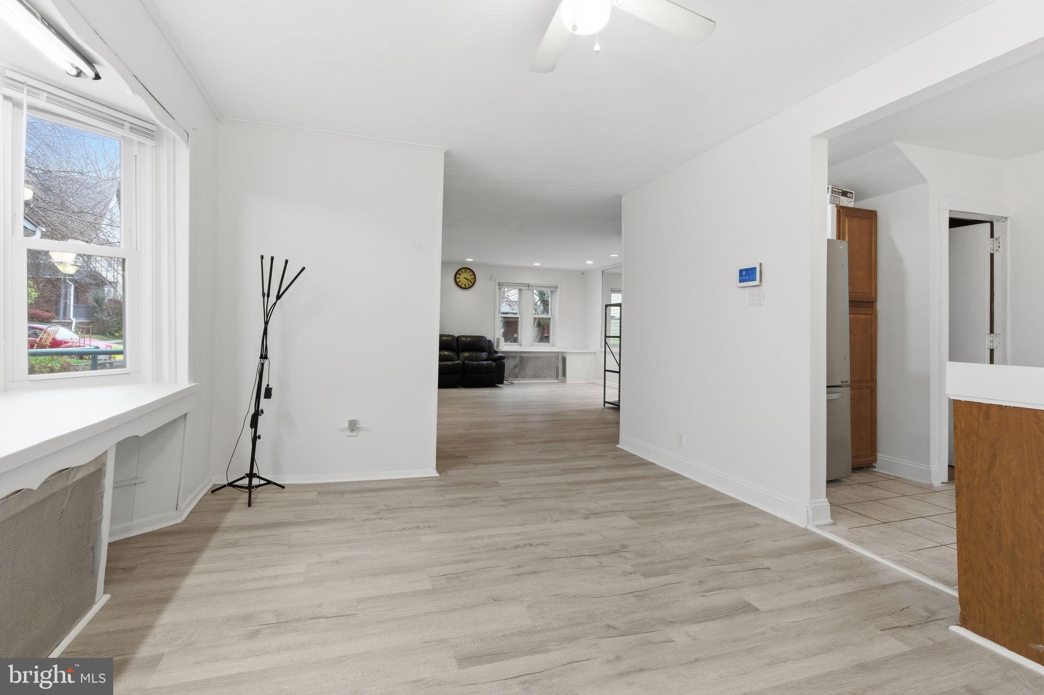 ARDMORE CROSSING - Residential