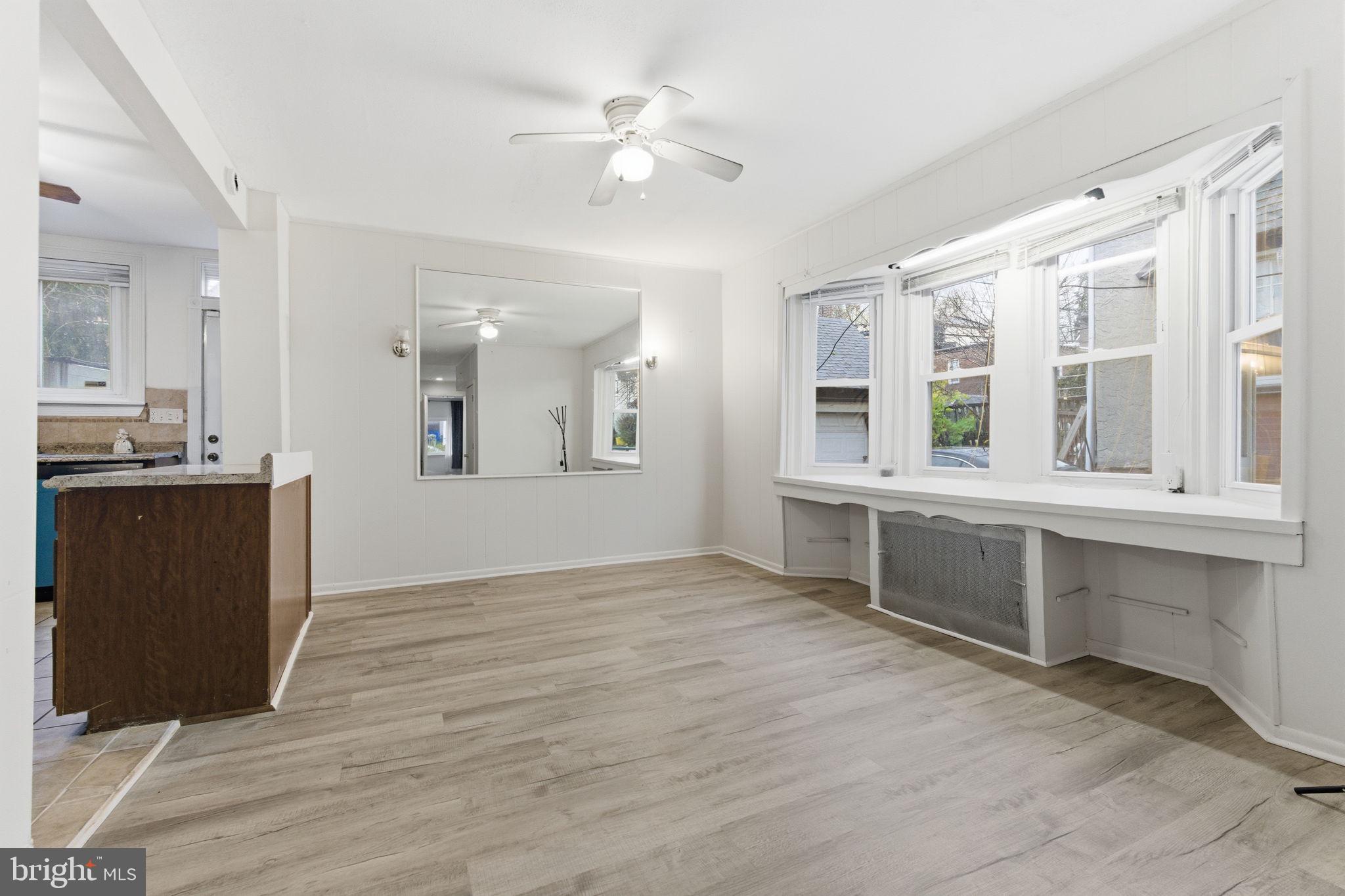 ARDMORE CROSSING - Residential