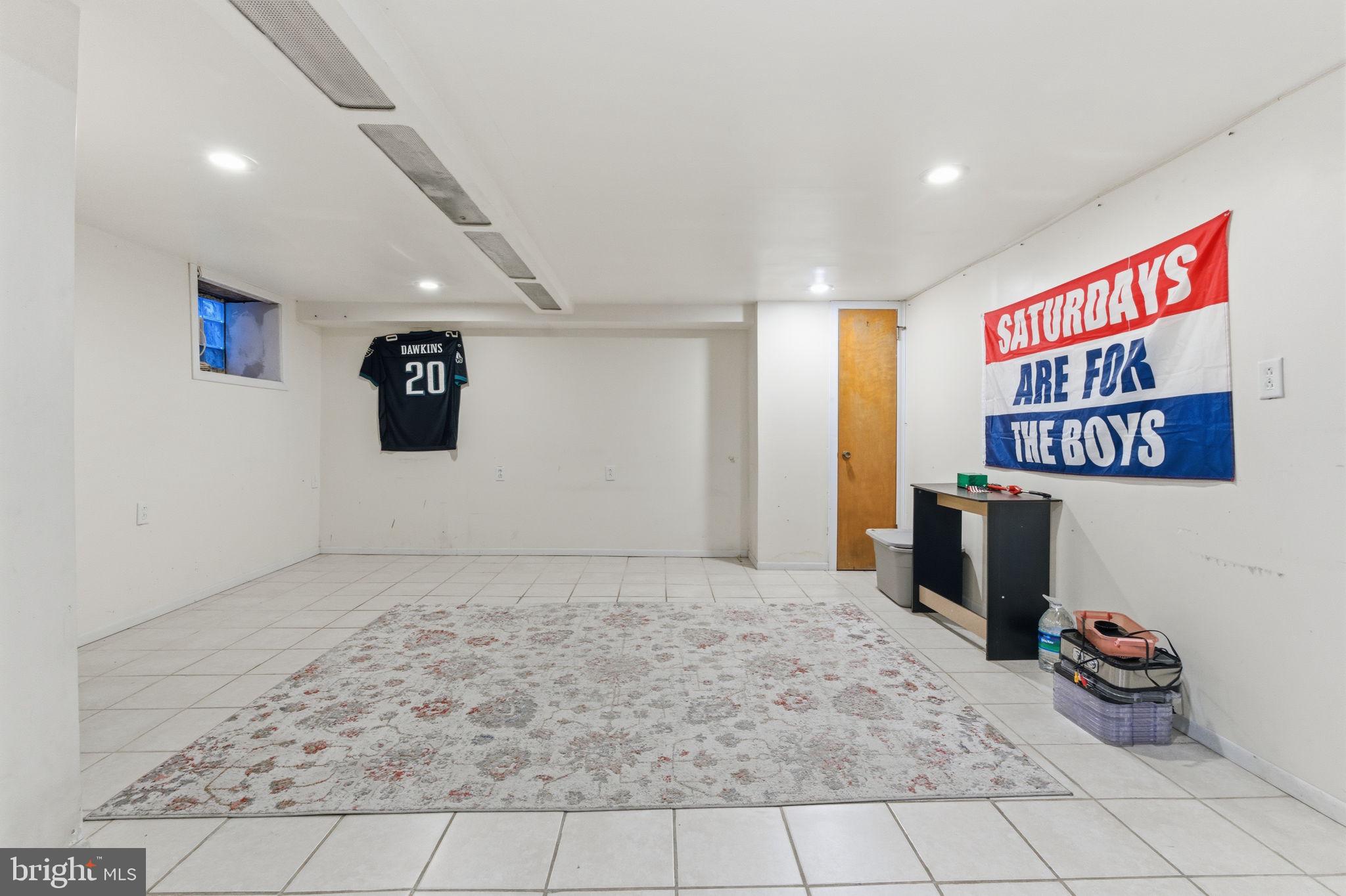 ARDMORE CROSSING - Residential