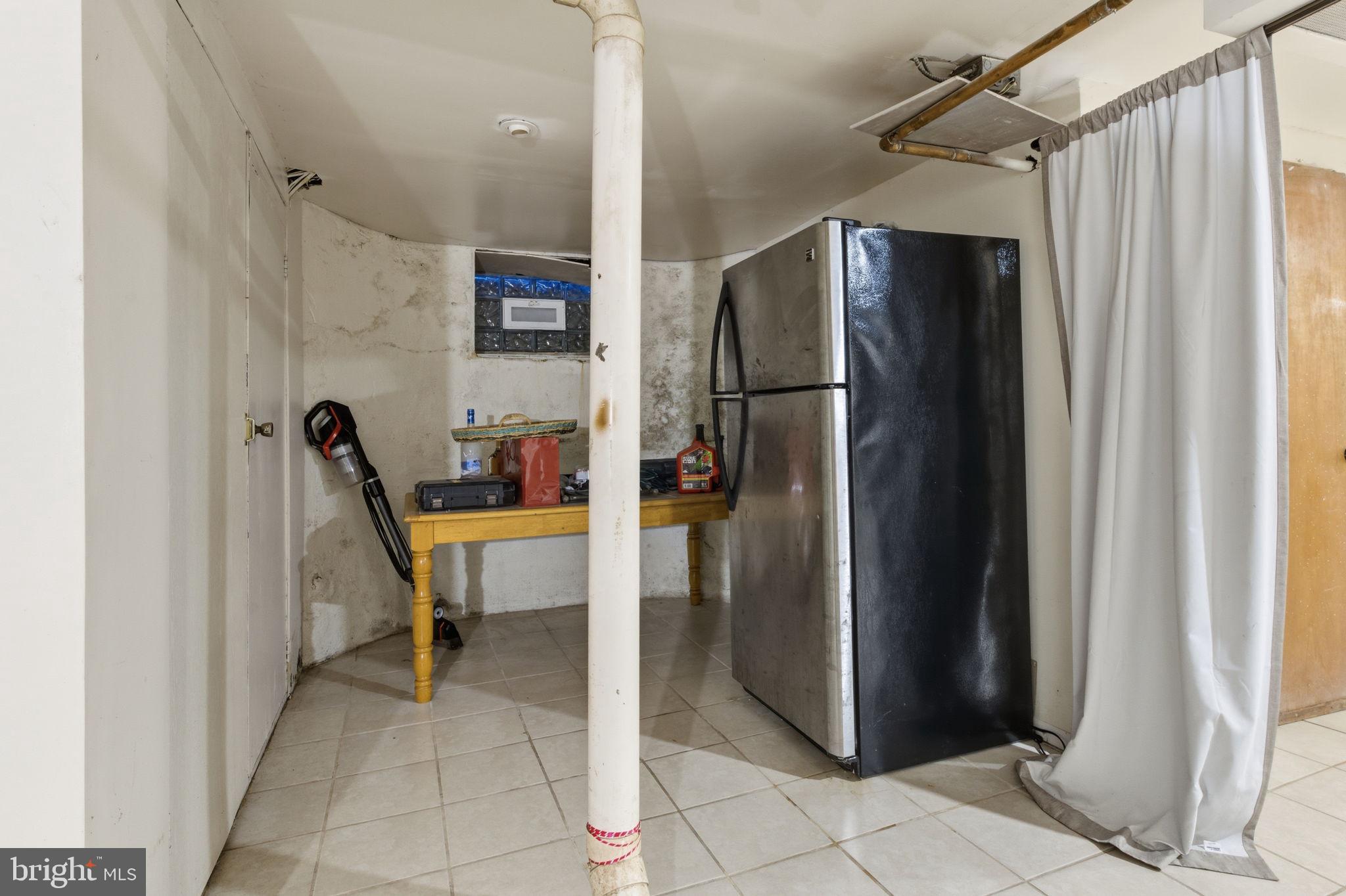 ARDMORE CROSSING - Residential