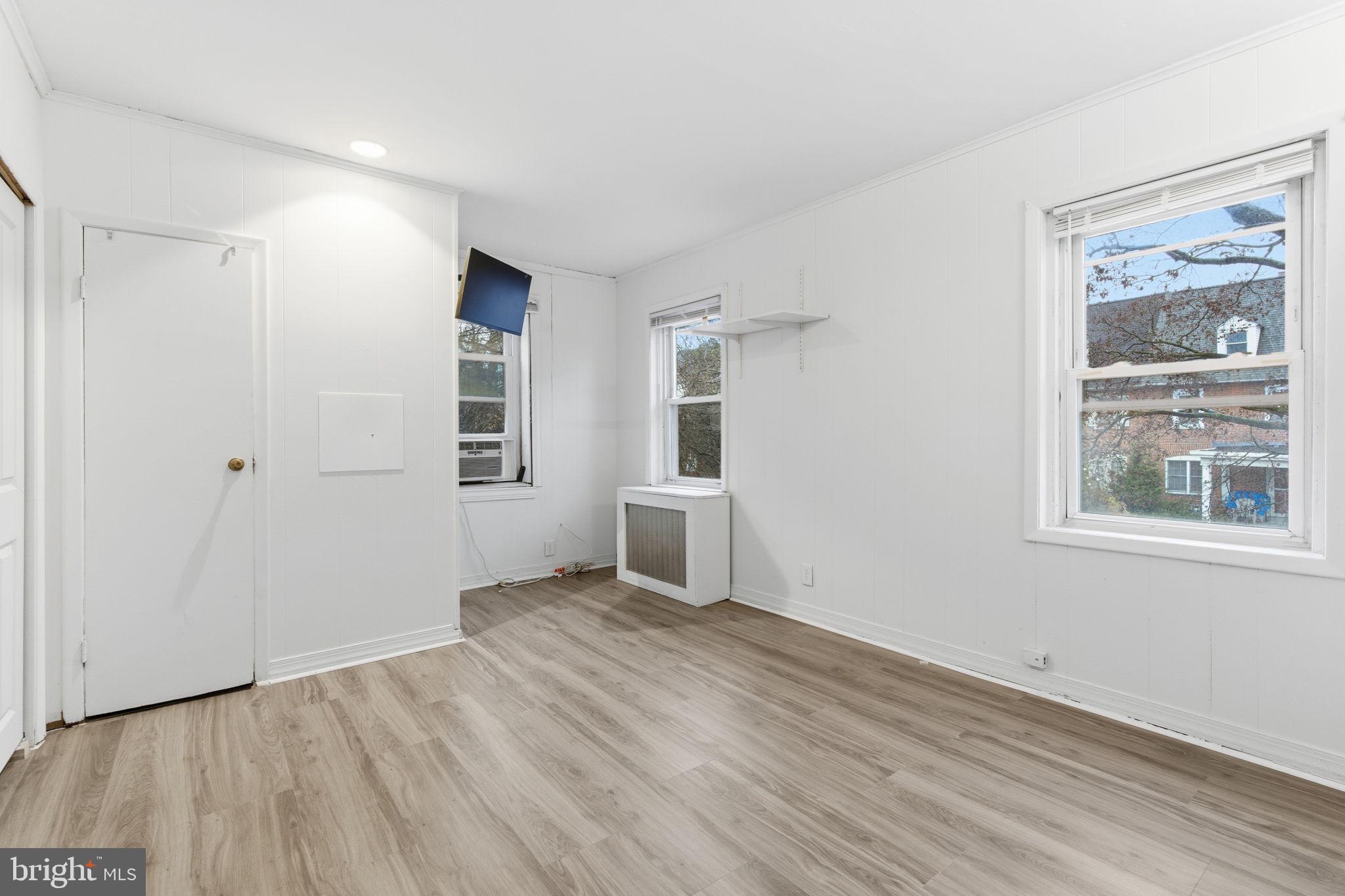 ARDMORE CROSSING - Residential