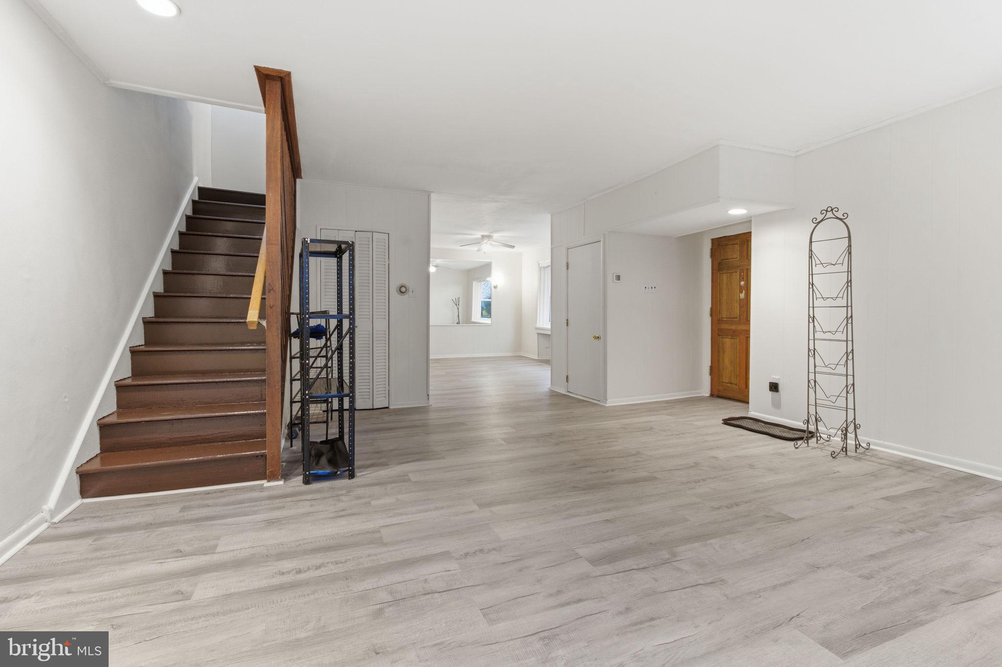 ARDMORE CROSSING - Residential