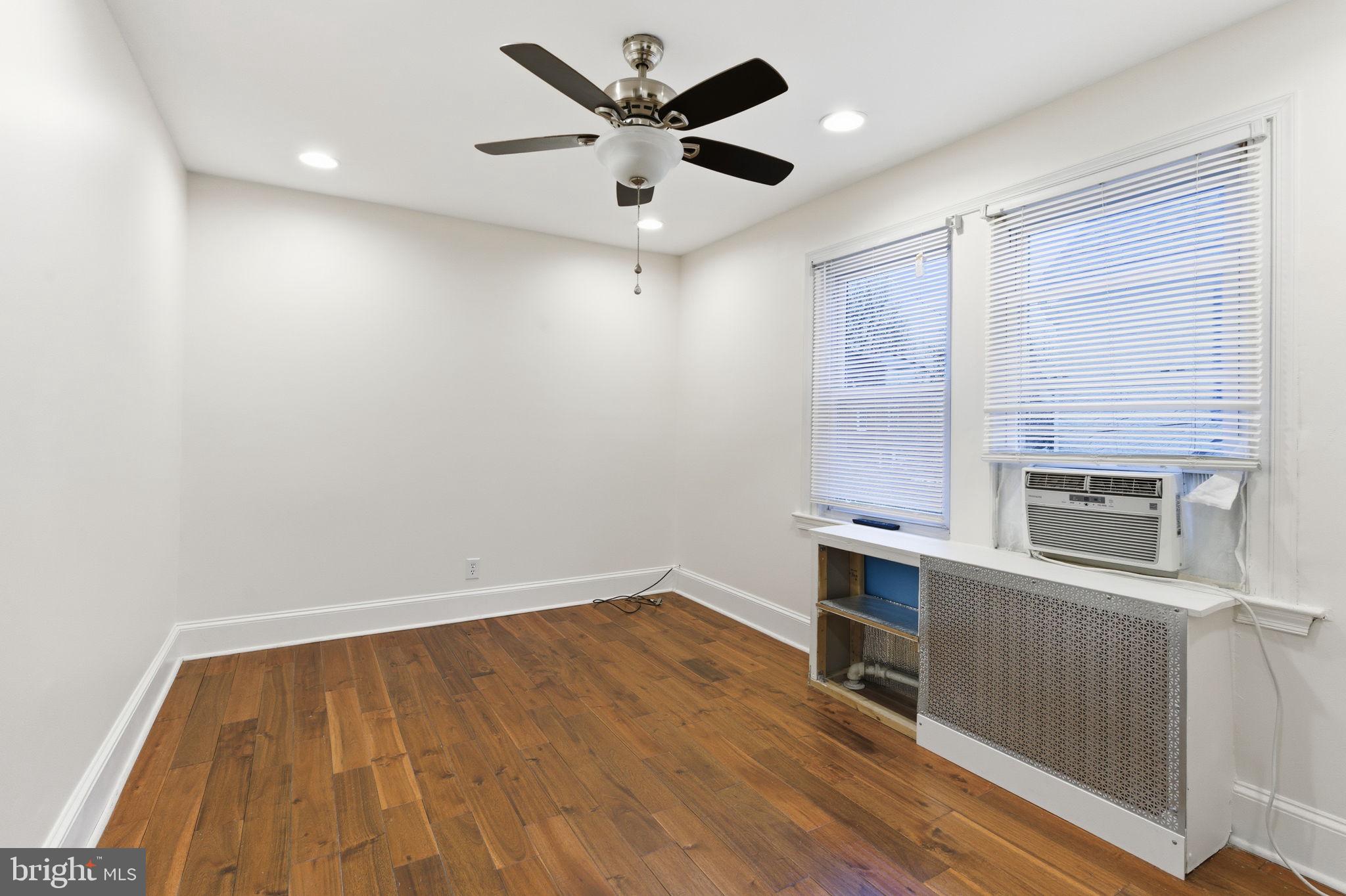 ARDMORE CROSSING - Residential