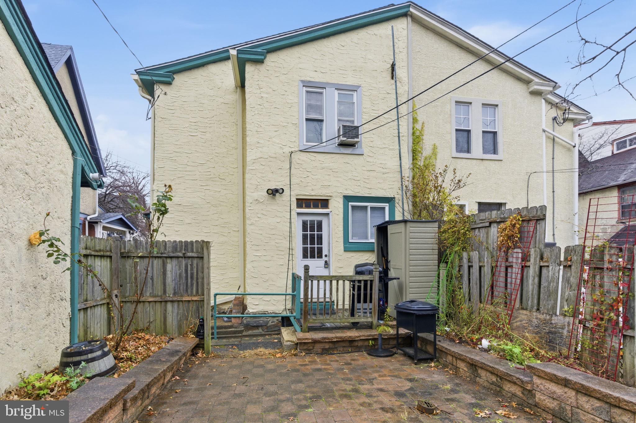 ARDMORE CROSSING - Residential