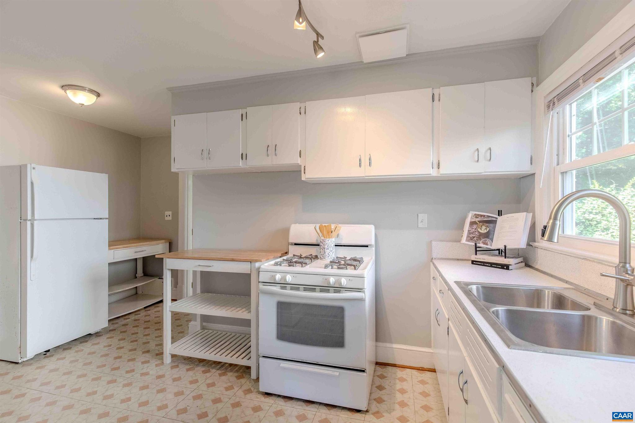 HIGHLAND PARK - Residential