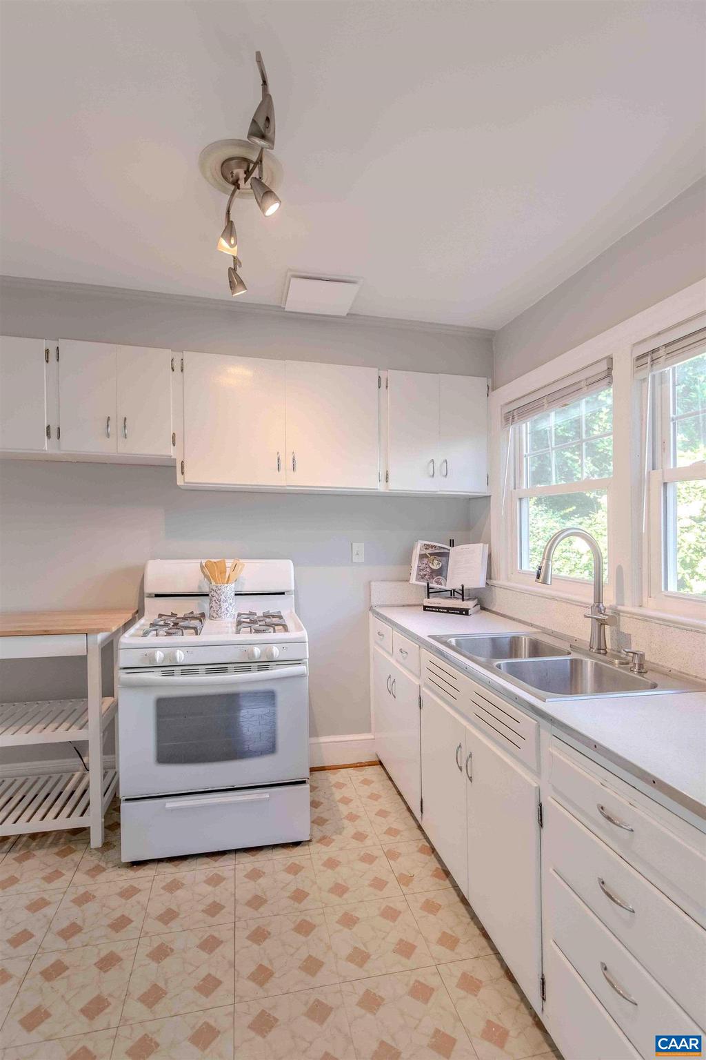 HIGHLAND PARK - Residential