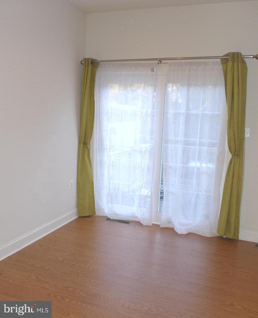 BRUNTON - Residential Lease