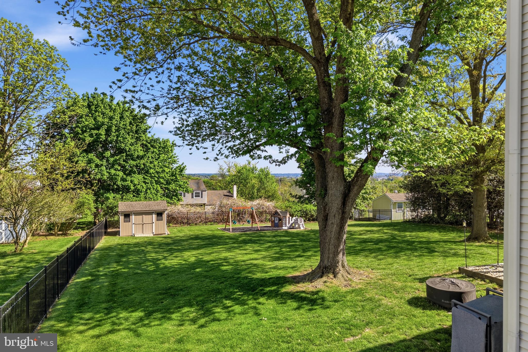 HIDDEN RIDGE - Residential