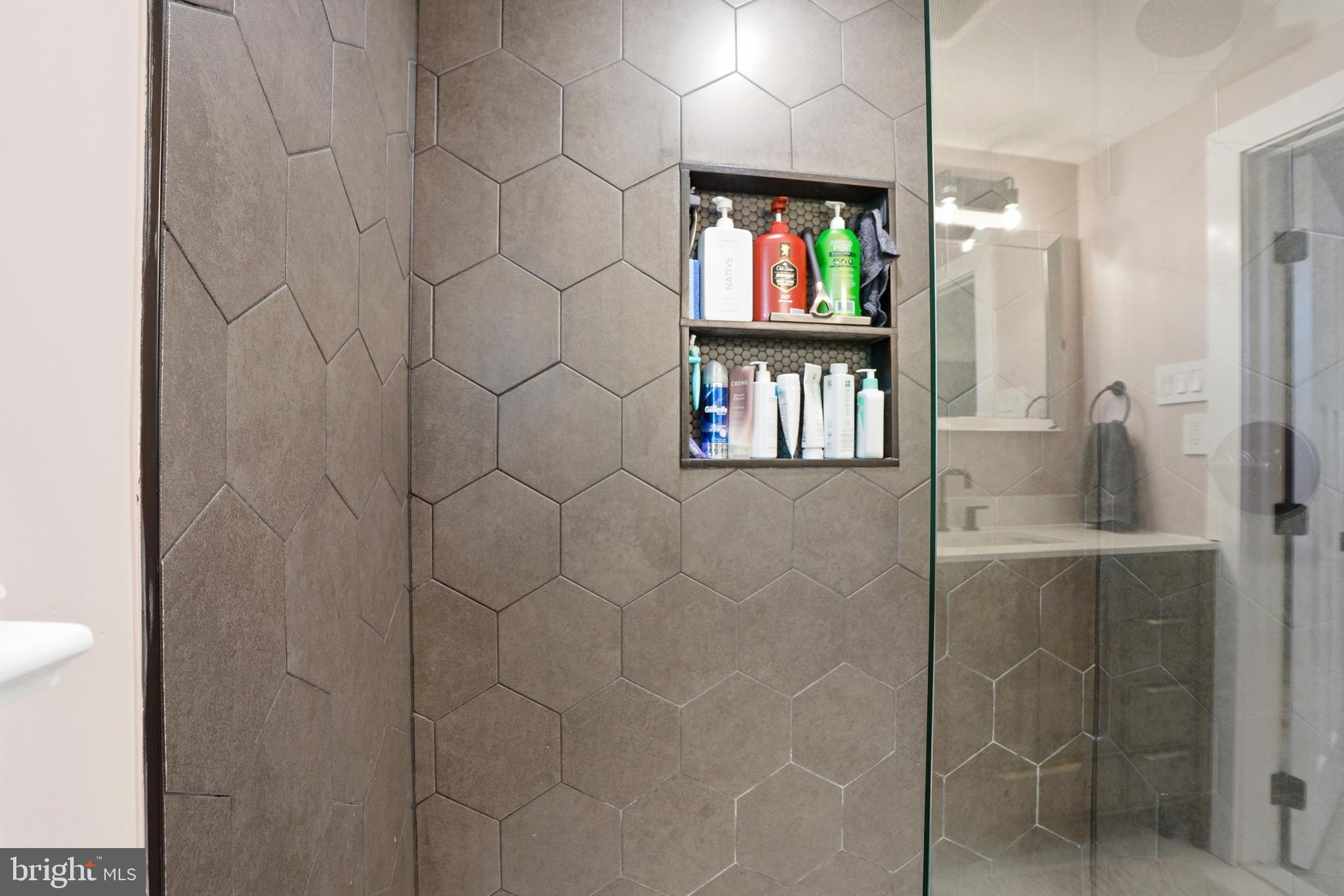 HIDDEN RIDGE - Residential