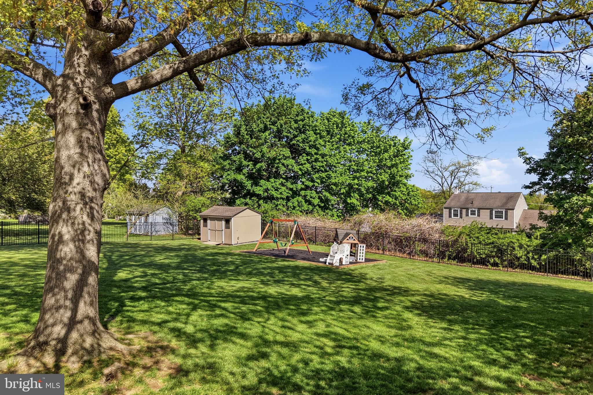 HIDDEN RIDGE - Residential