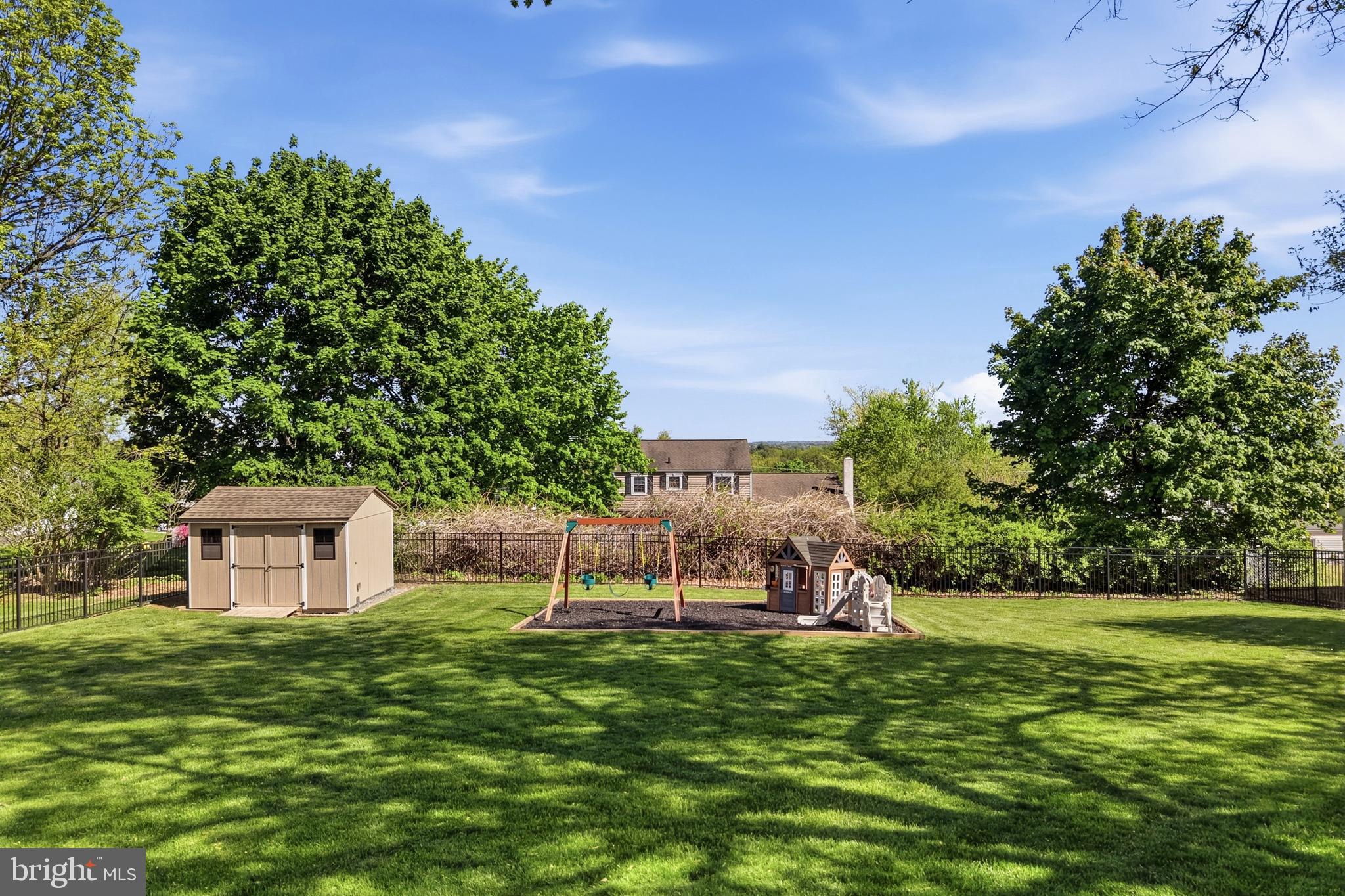 HIDDEN RIDGE - Residential