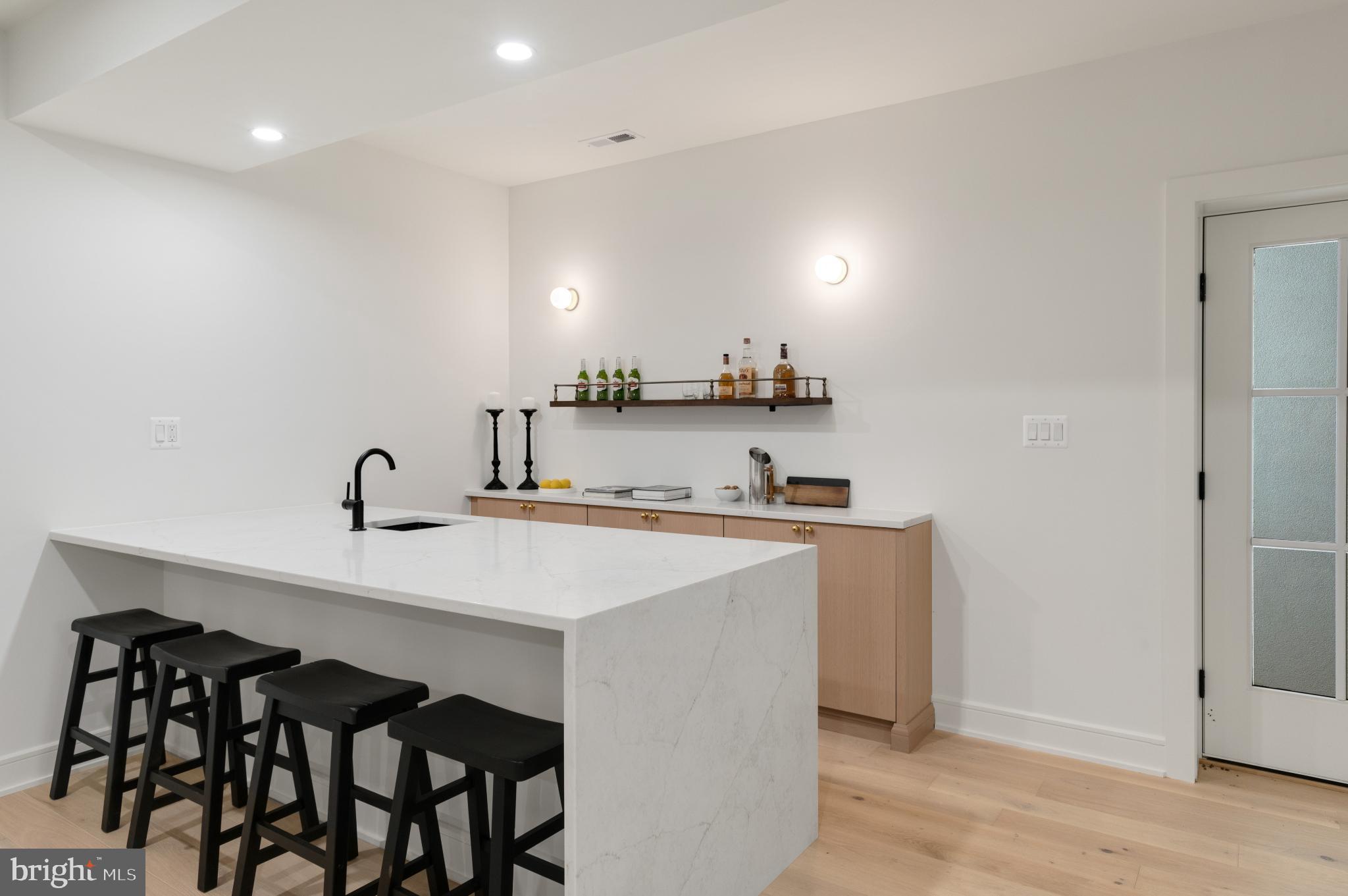 LYON VILLAGE - Residential