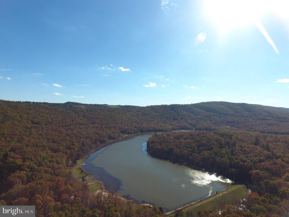 LAKE FERNDALE - Land