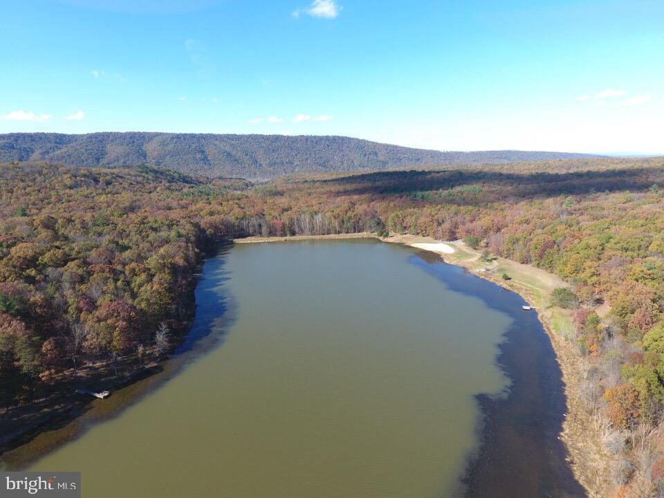 LAKE FERNDALE - Land