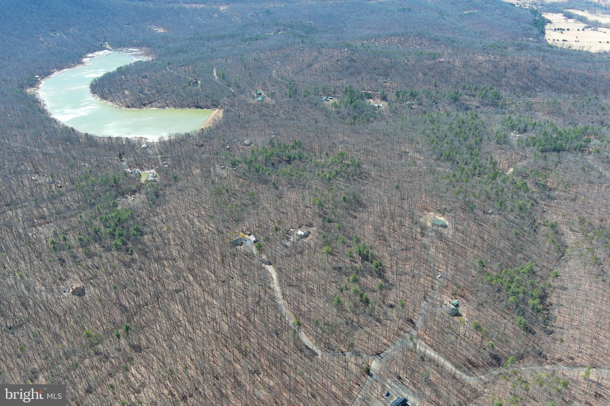 LAKE FERNDALE - Land