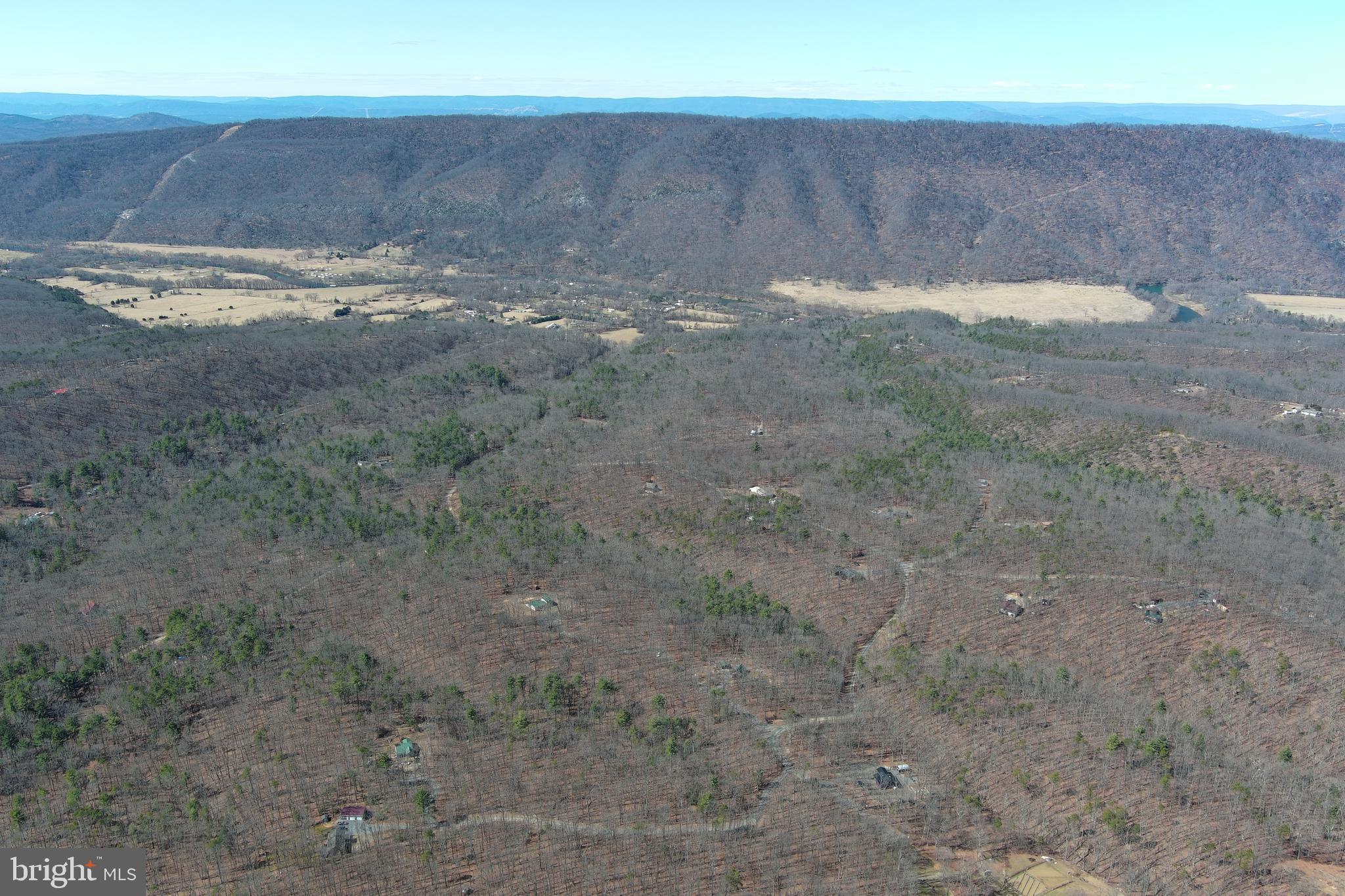 LAKE FERNDALE - Land