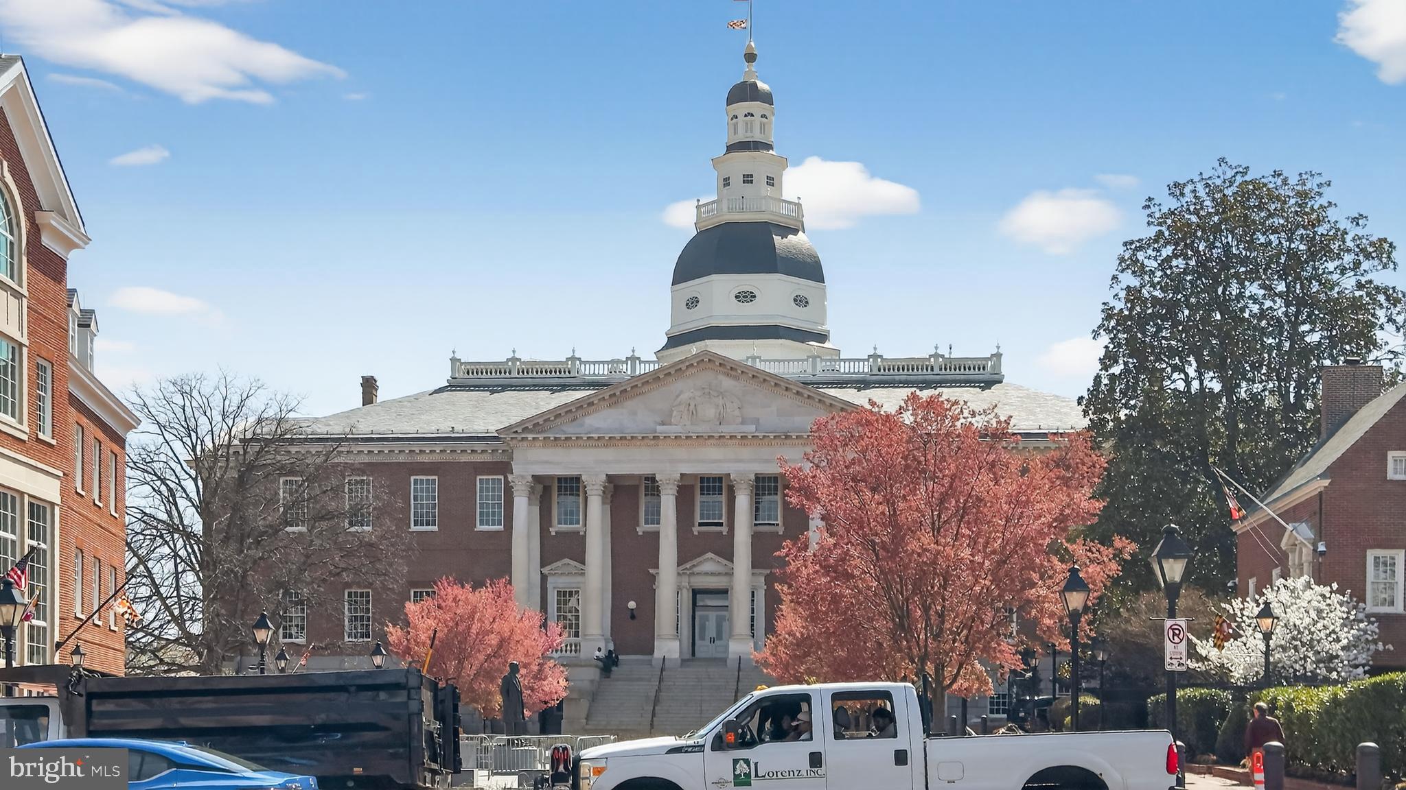 RIVERGATE - Residential