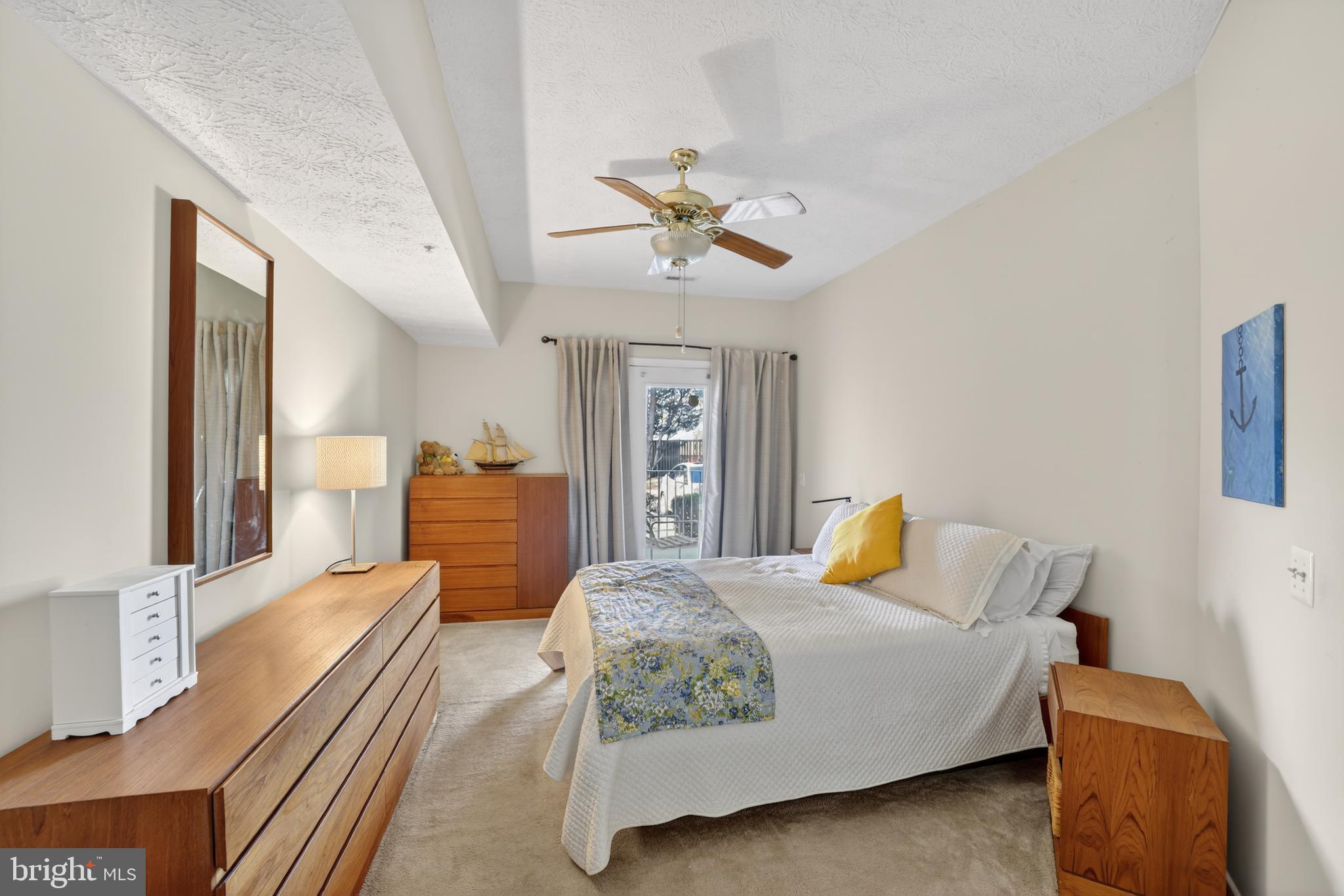 RIVERGATE - Residential