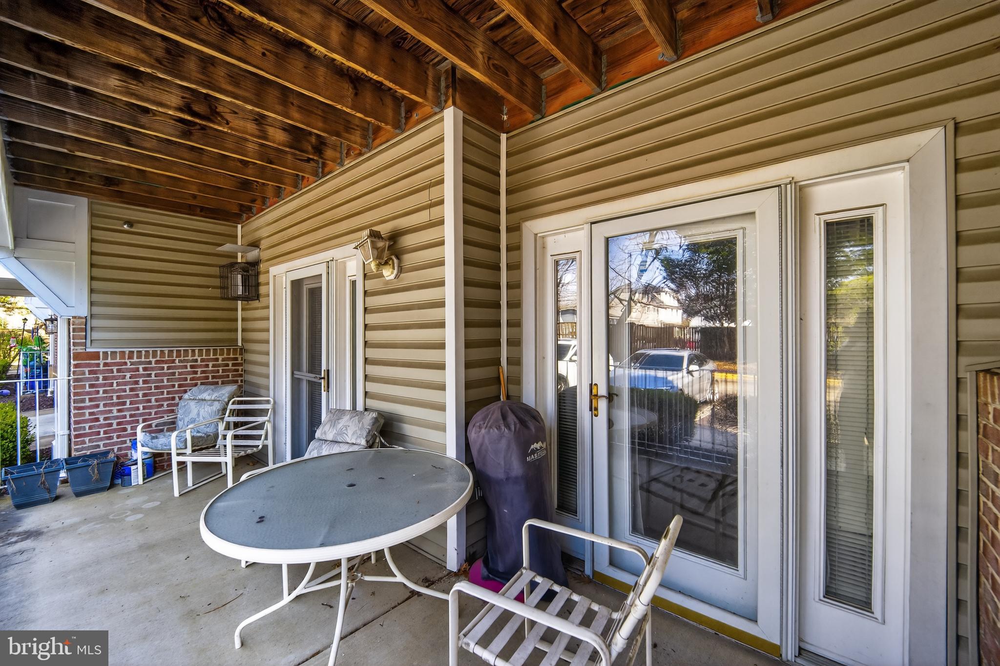 RIVERGATE - Residential