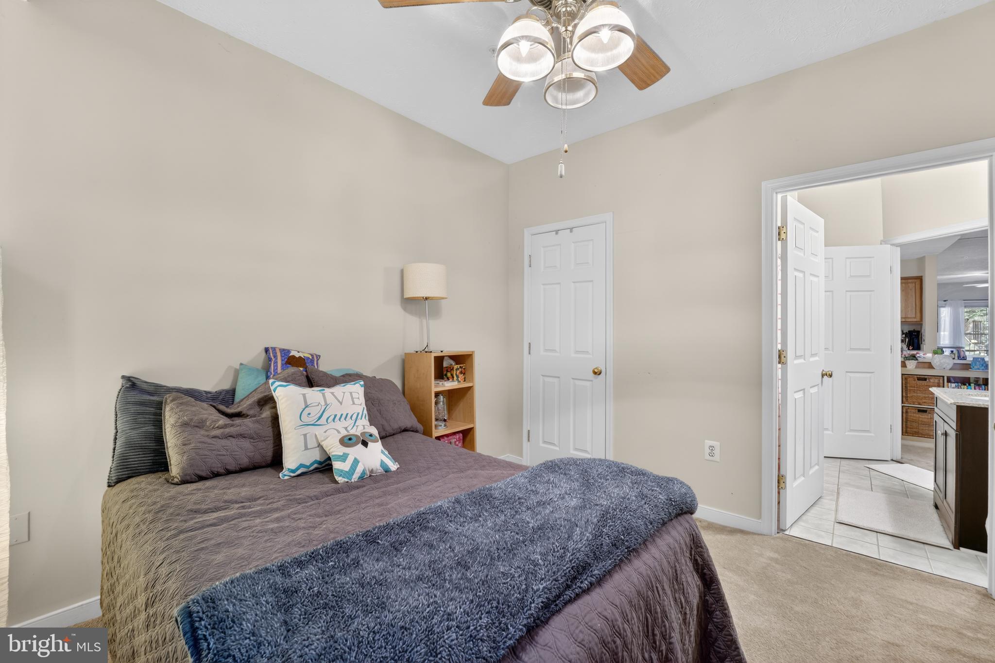 RIVERGATE - Residential