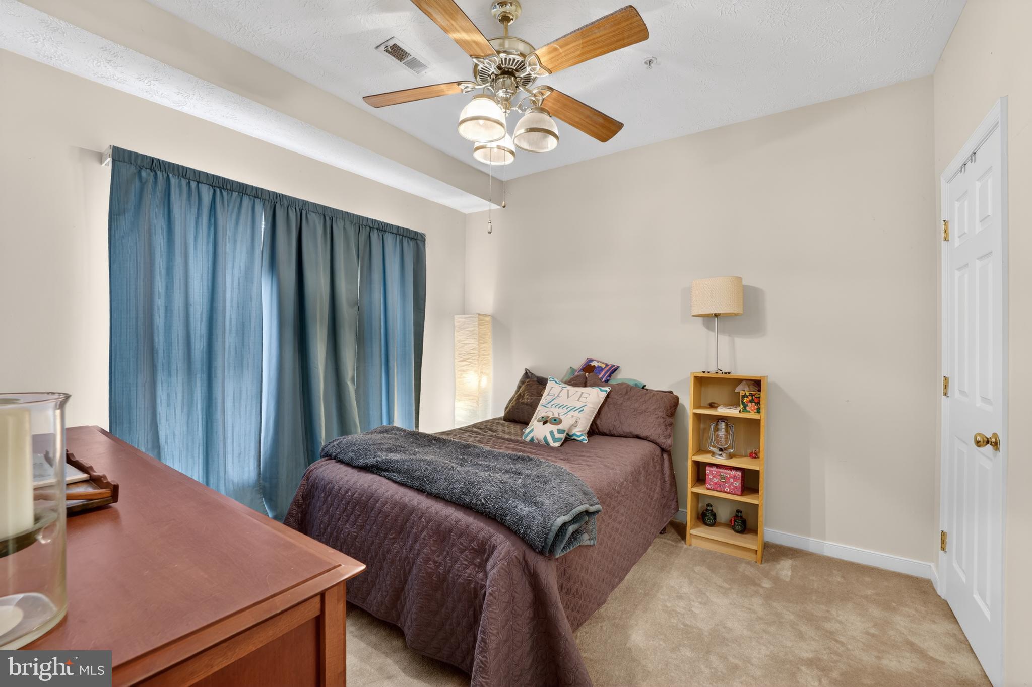 RIVERGATE - Residential