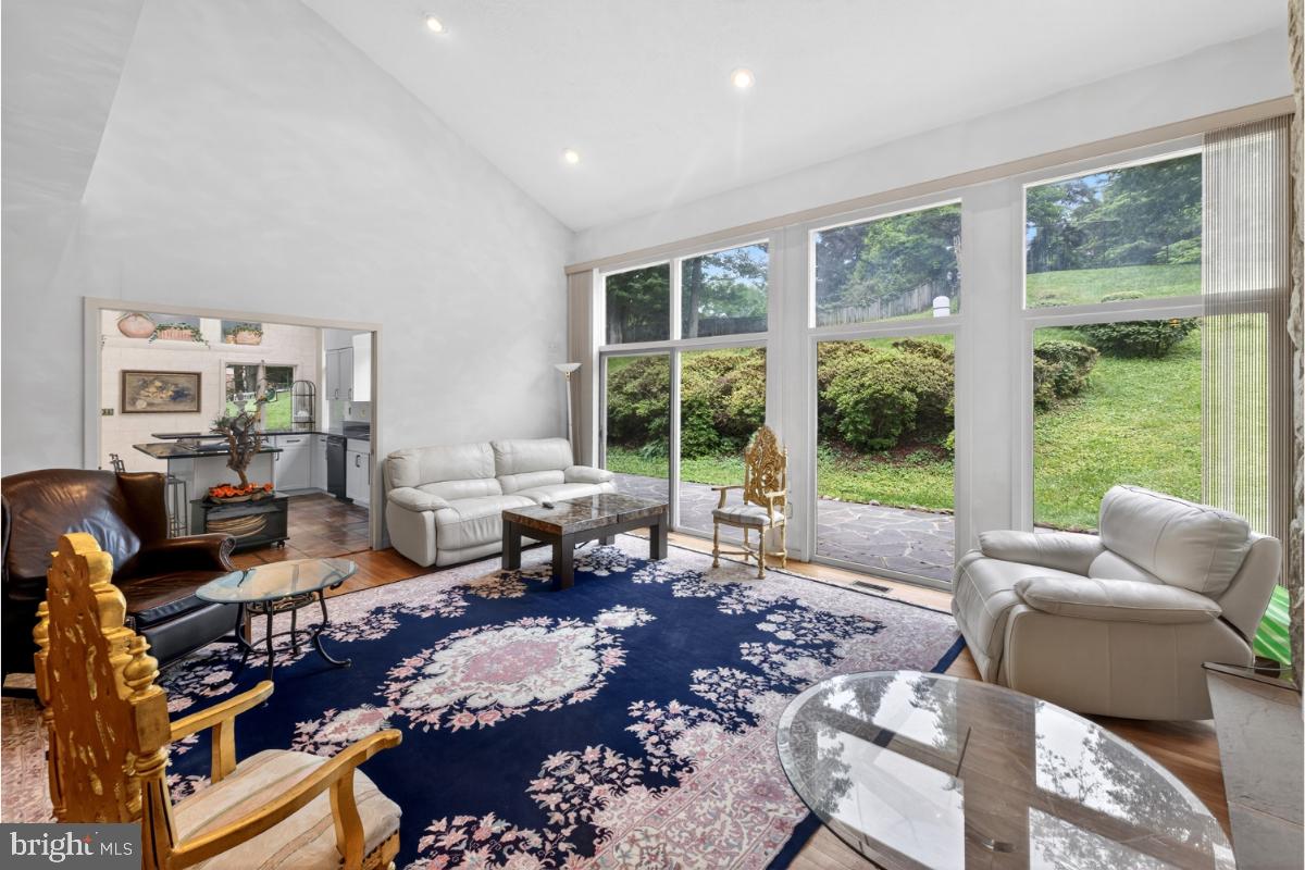 GLEN MILL VILLAGE - Residential