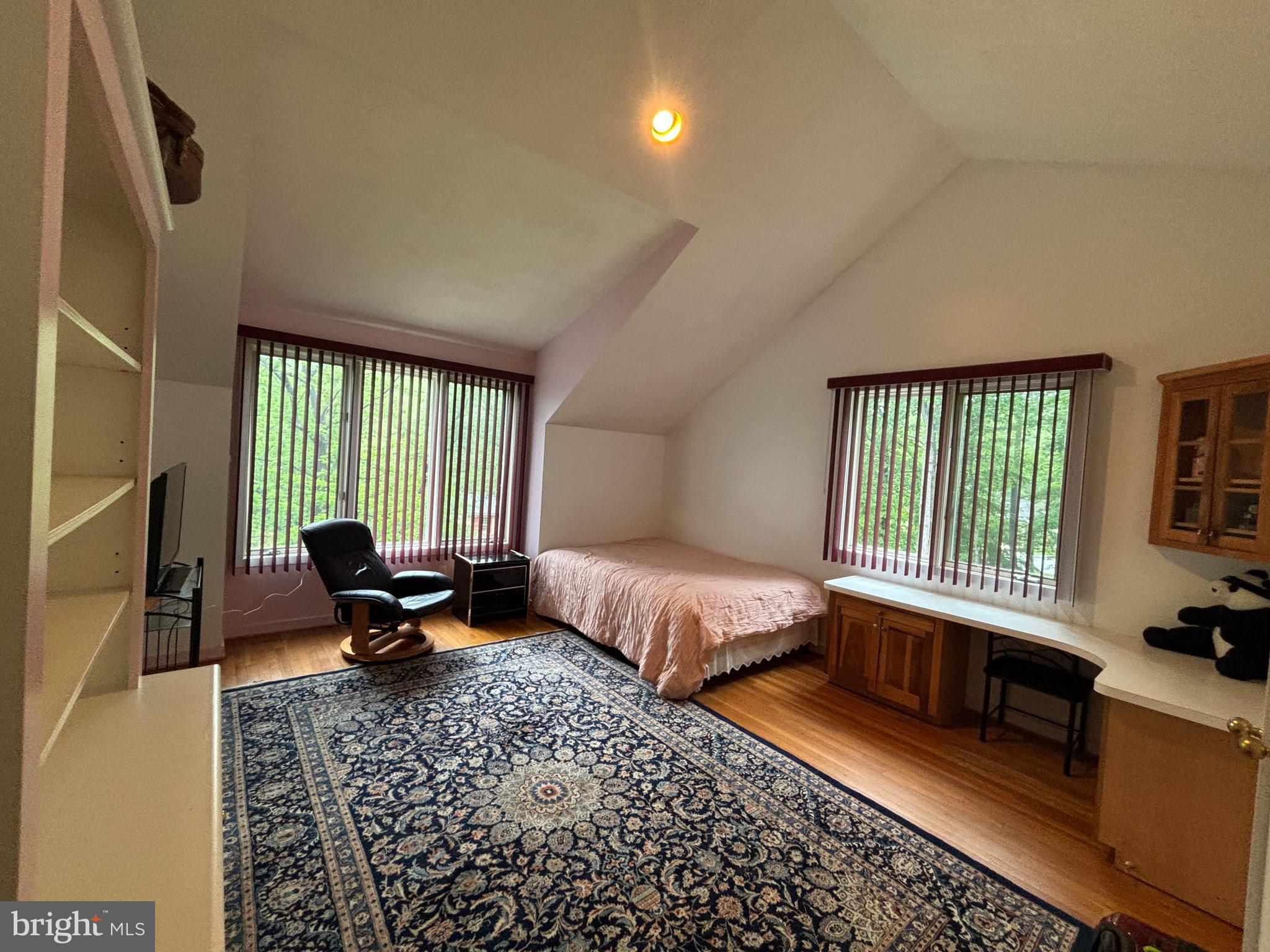 GLEN MILL VILLAGE - Residential