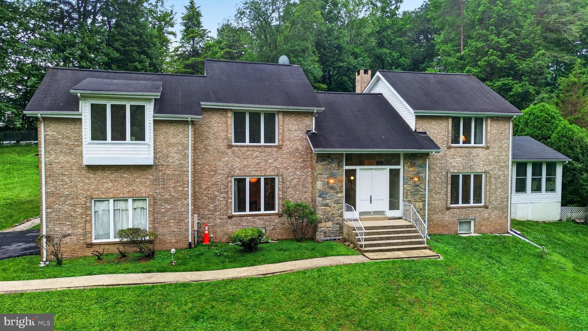 GLEN MILL VILLAGE - Residential