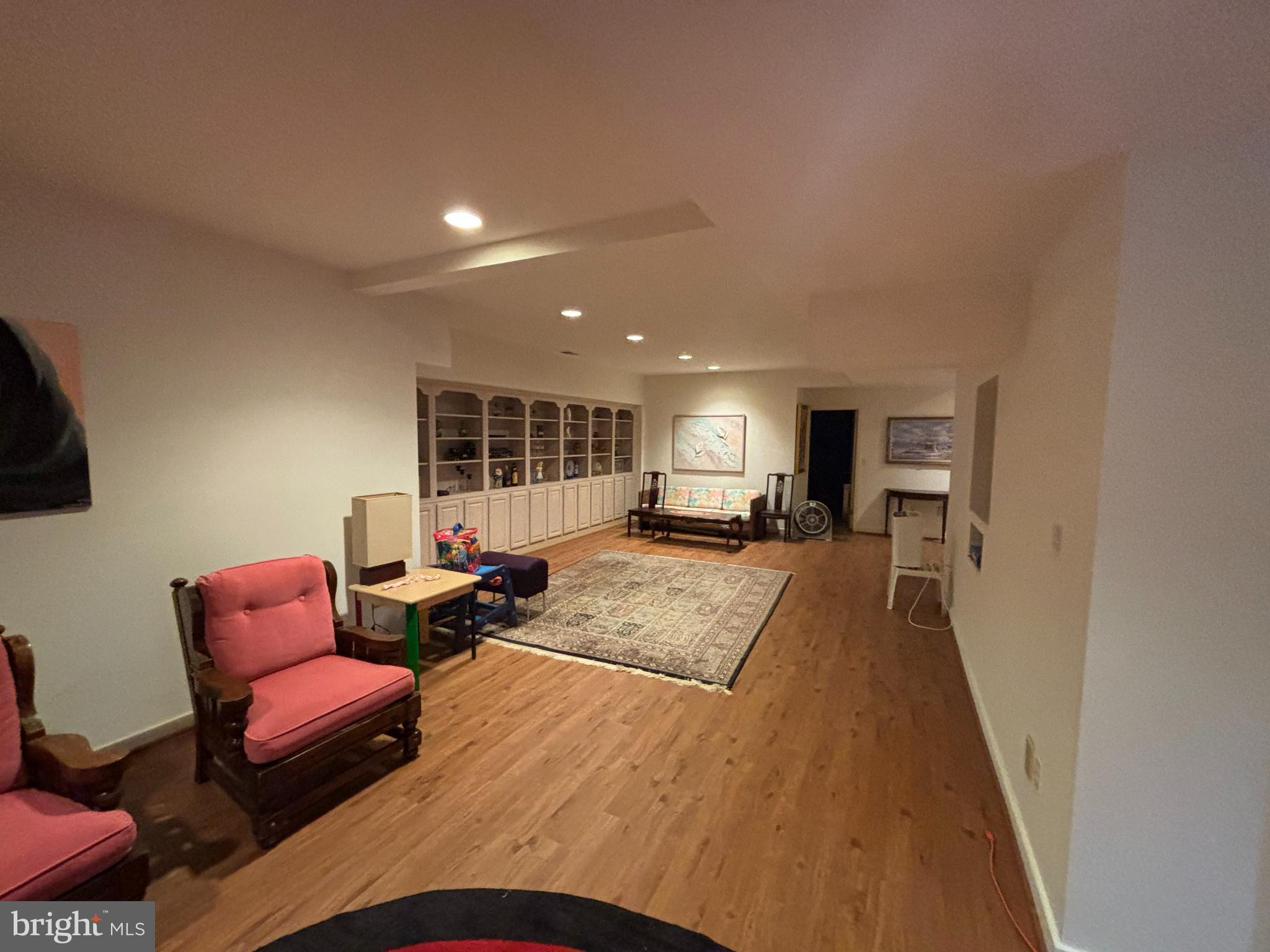 GLEN MILL VILLAGE - Residential