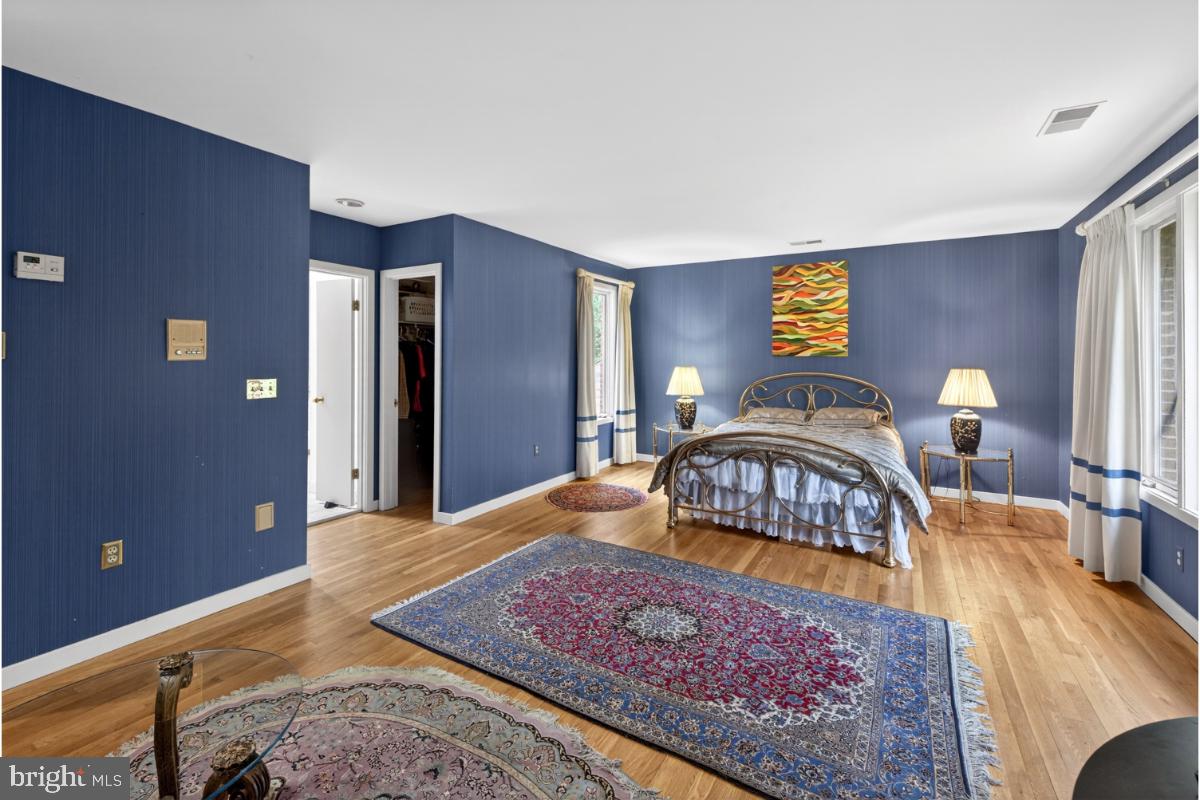 GLEN MILL VILLAGE - Residential