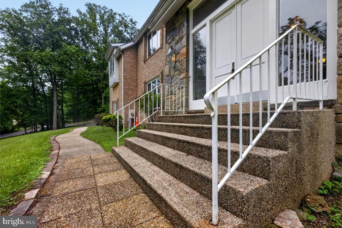 GLEN MILL VILLAGE - Residential