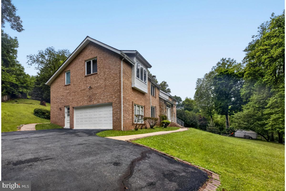 GLEN MILL VILLAGE - Residential