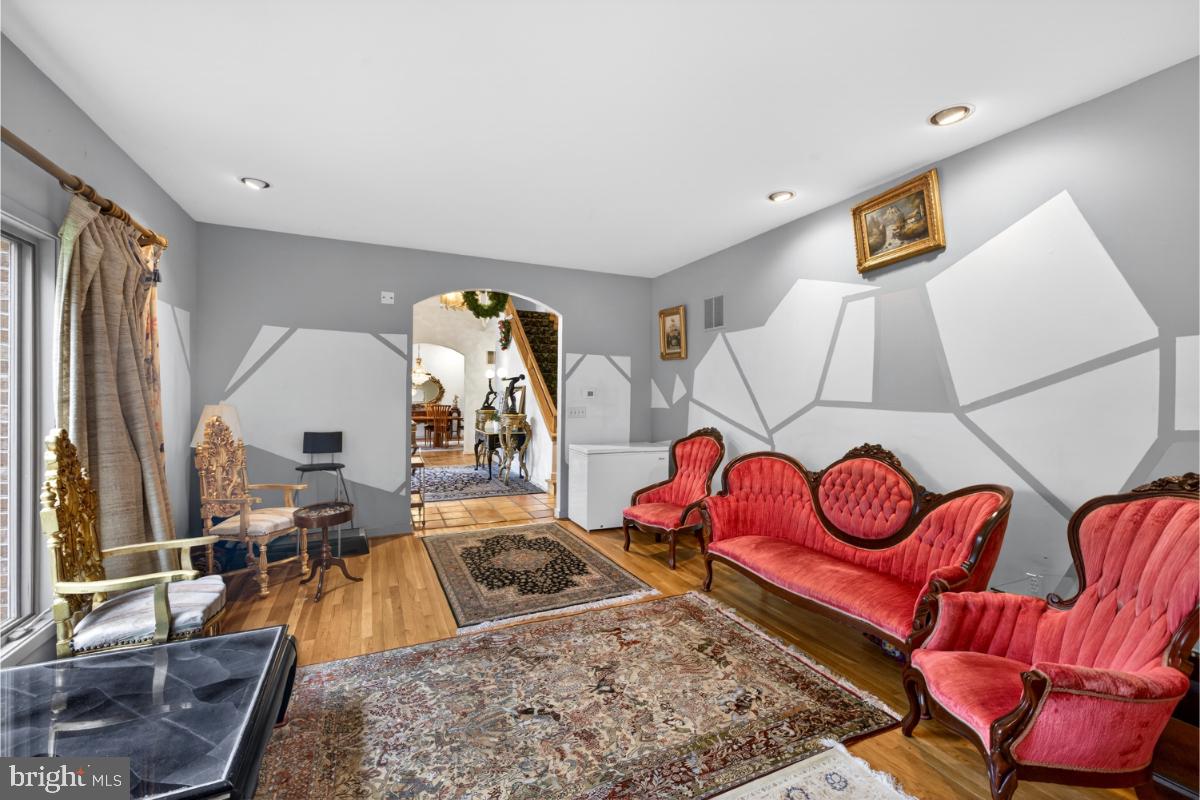GLEN MILL VILLAGE - Residential