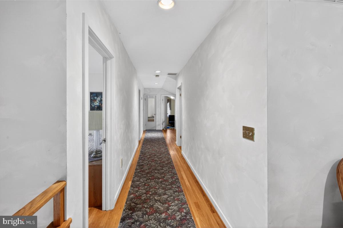 GLEN MILL VILLAGE - Residential