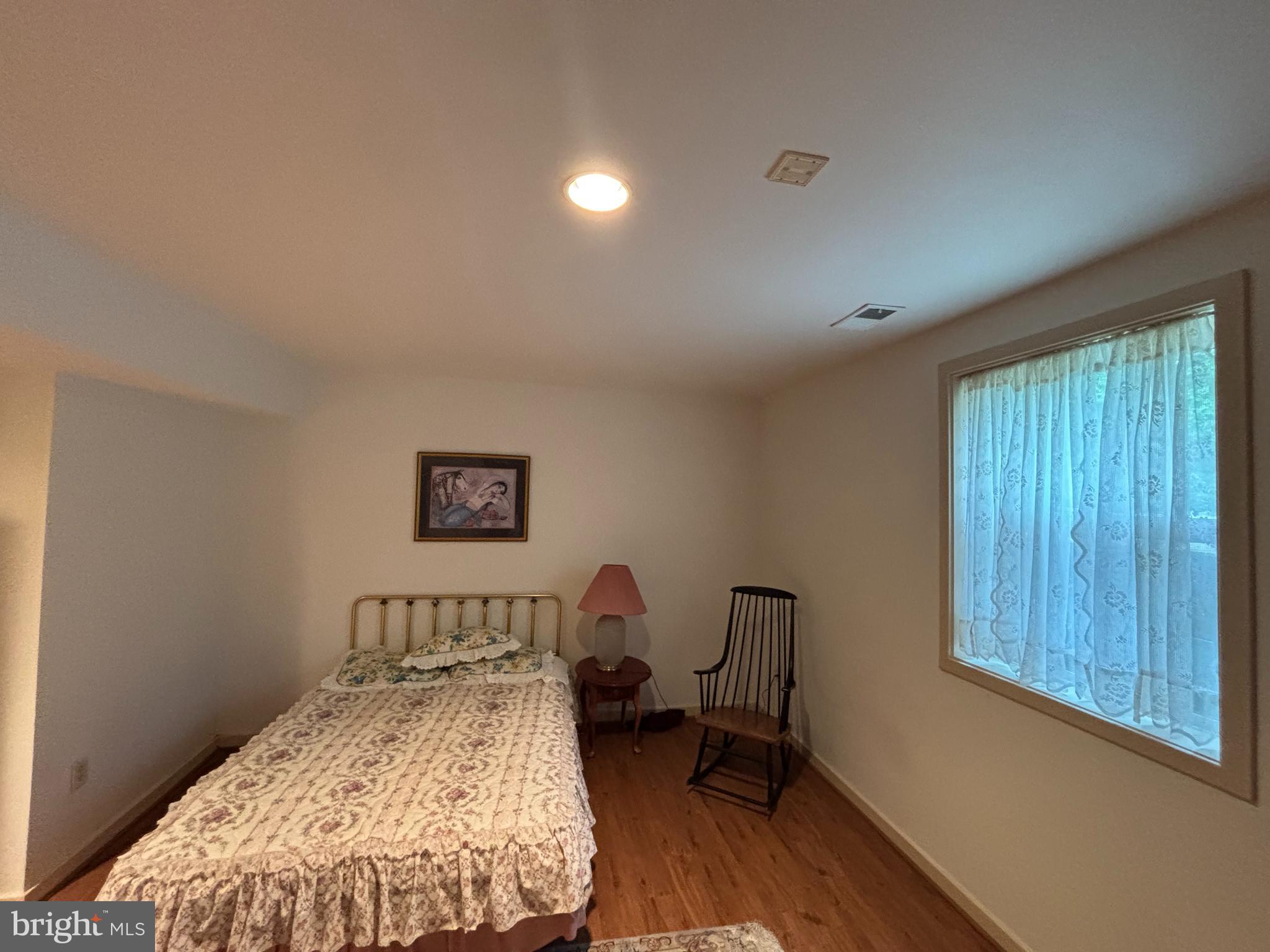 GLEN MILL VILLAGE - Residential