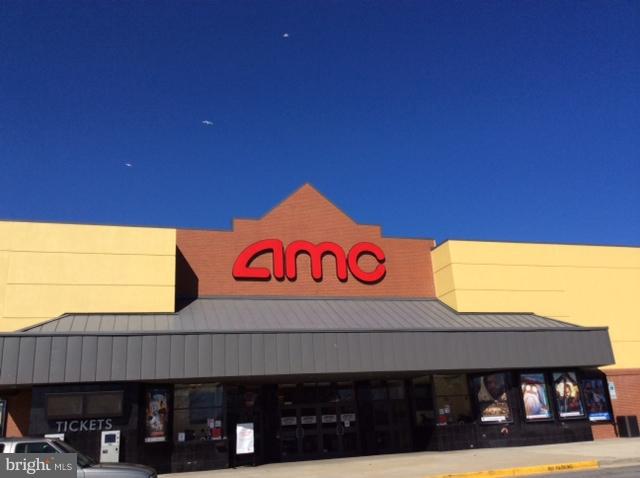 ADAMS CROSSING - Residential