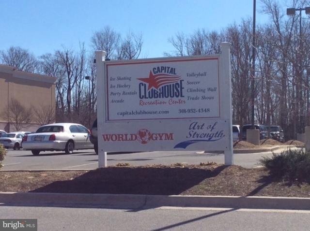 ADAMS CROSSING - Residential