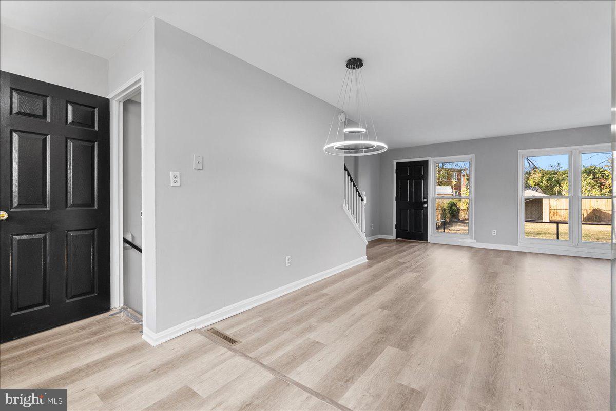 MARLOW HEIGHTS - Residential