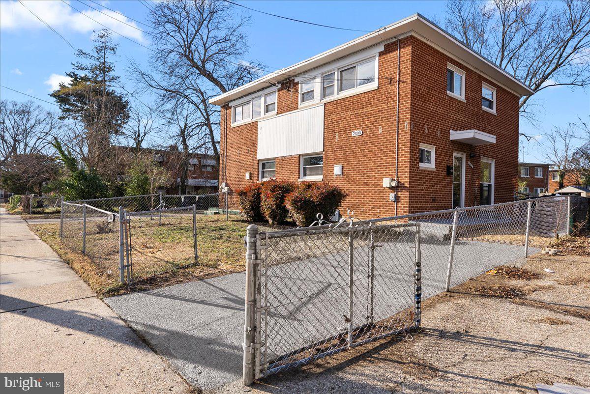 MARLOW HEIGHTS - Residential